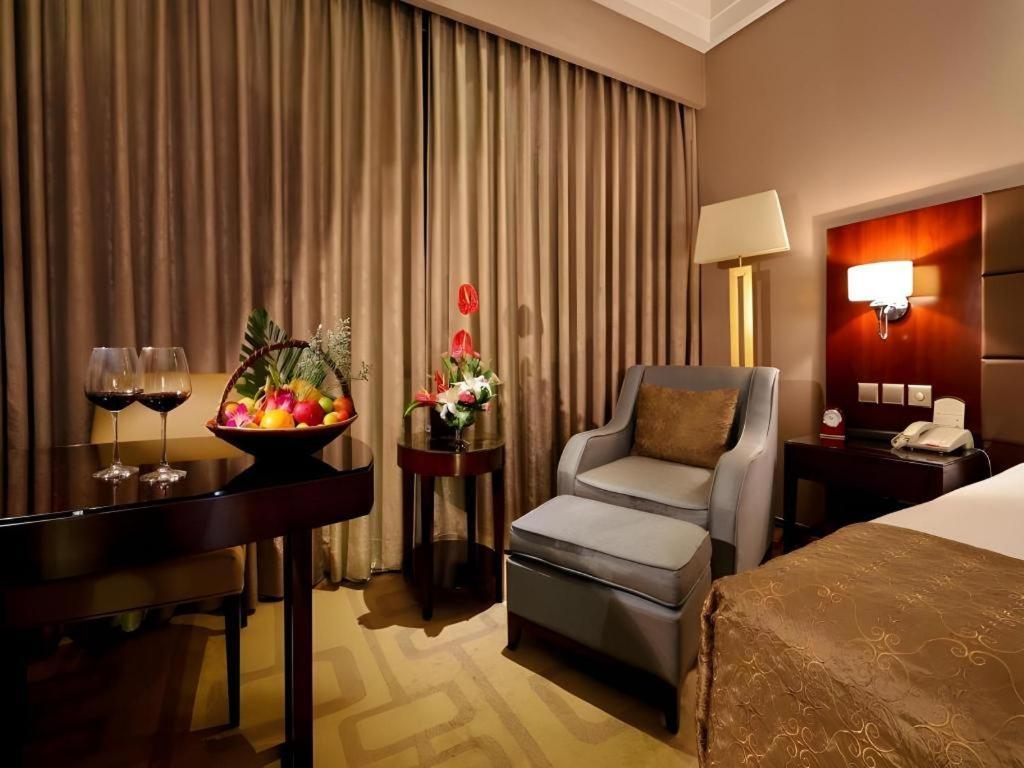 Kinho Narada Hotel Wenzhou Esterno foto